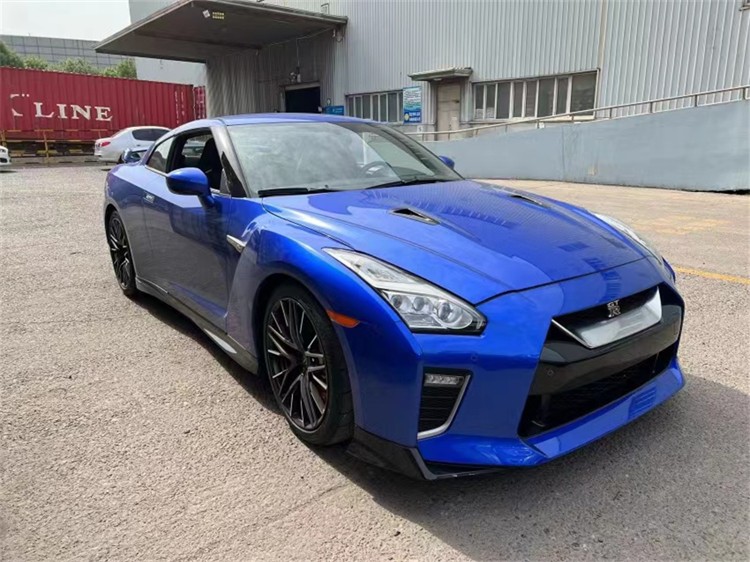 日产GTR