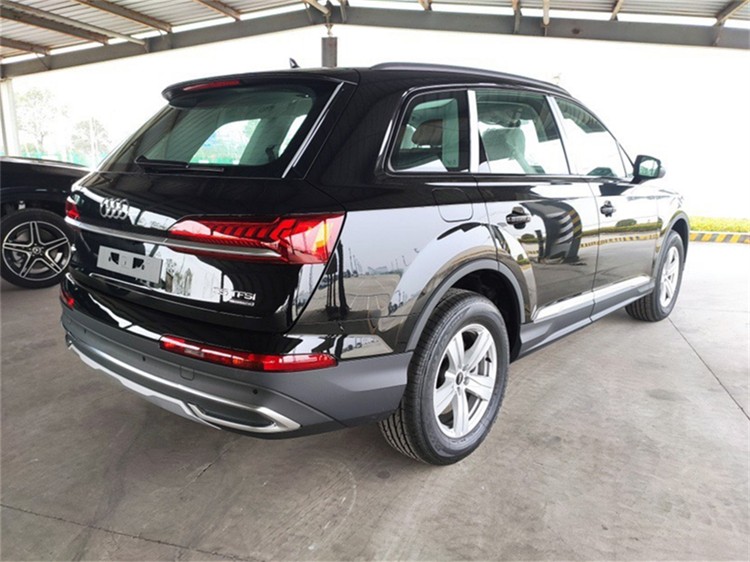 奥迪Q7